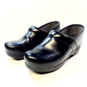 DANSKO leather slip on clogs work nurse black